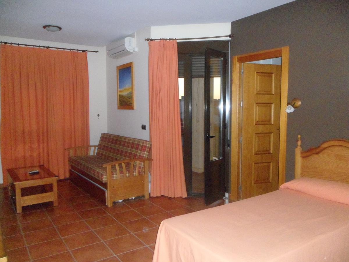 Hotel Rural La Encina Альмаден Экстерьер фото