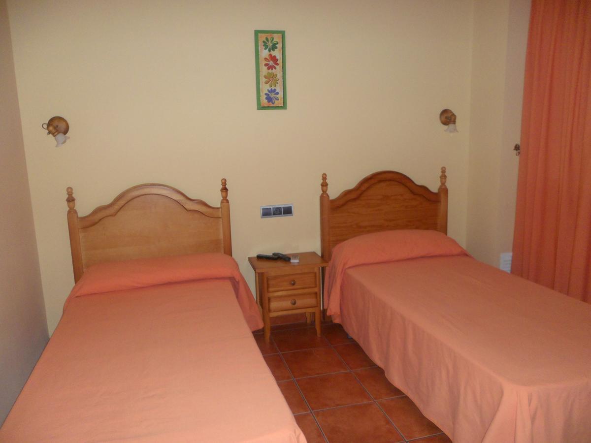 Hotel Rural La Encina Альмаден Экстерьер фото